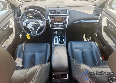 2018 Nissan Altima 2.5 z USA, uszkodzony, nr VIN 1N4AL3AP3JC113777